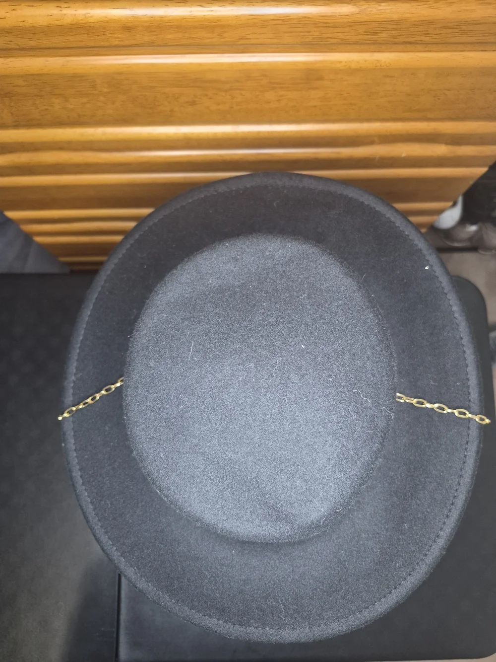 SHEIN Black Wide Brim Fedora with Gold Chain Detail - Picture 5 of 5